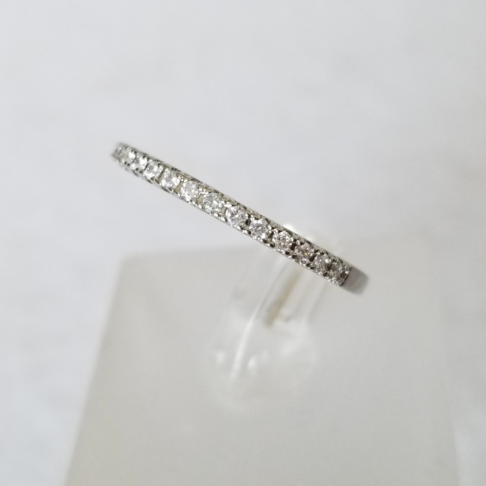 HOST PICK!!! 🌹 18k White Gold Pave Band - Picture 5 of 7